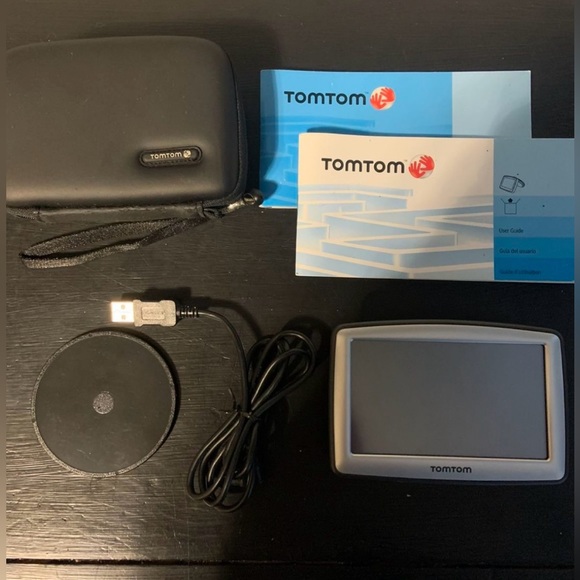 Tom Tom GPS XL Navigation System - Picture 3 of 5